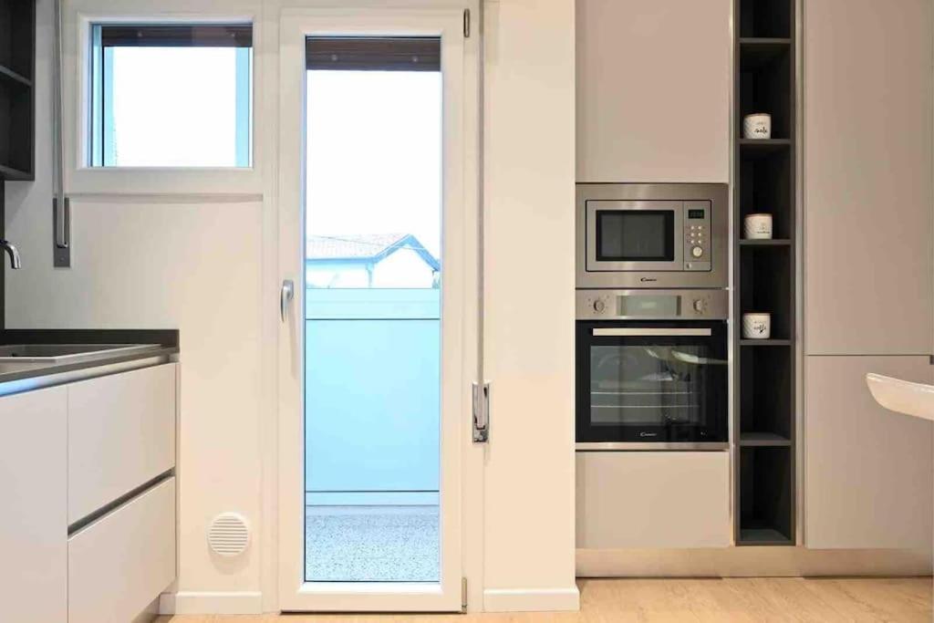 -Free Parking & Wifi- 10 Minuti Dal Centro Apartment Padova Exterior photo